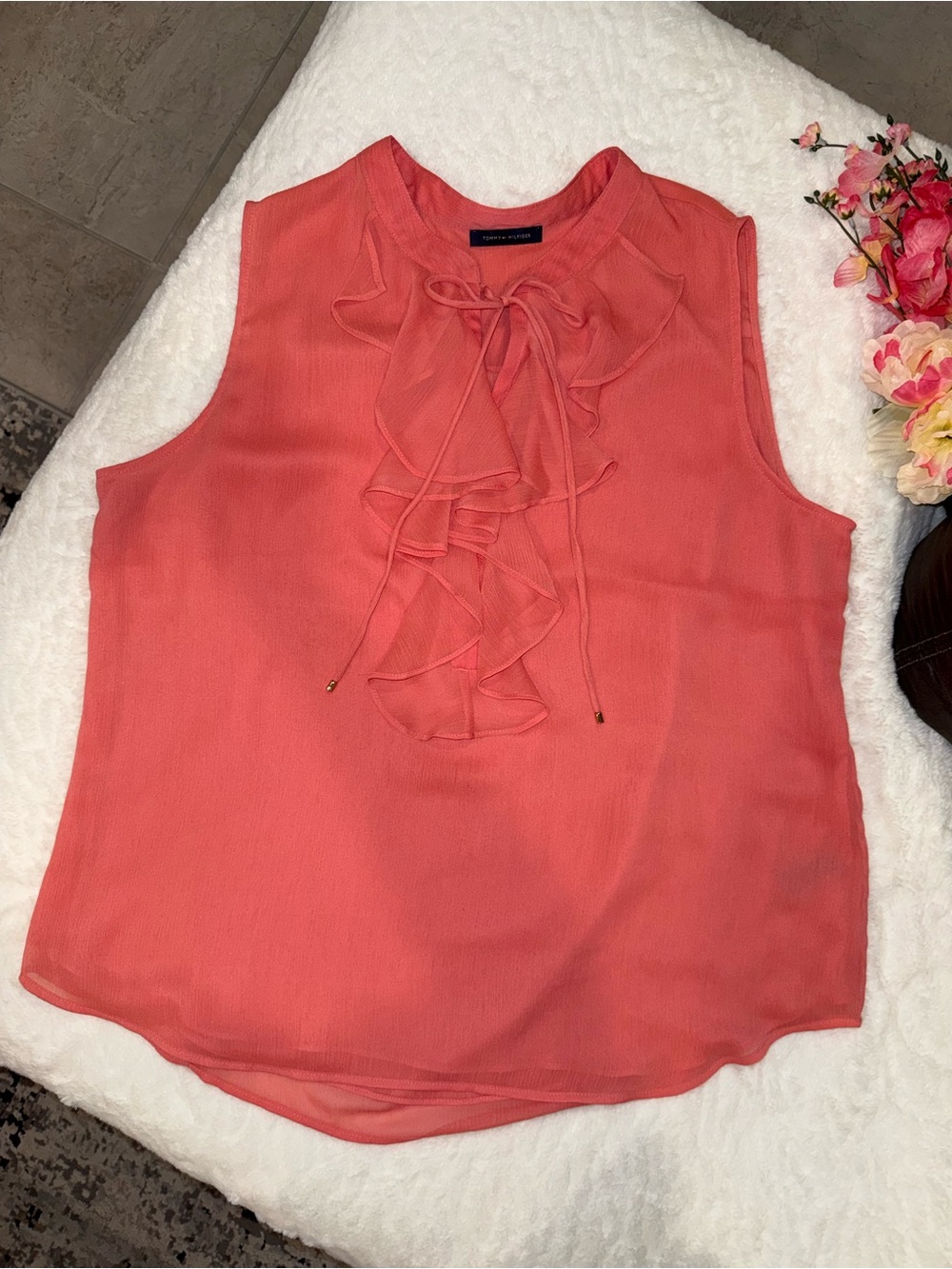 3 x 20$ Tommy Hilfiger Coral Ruffle Tie-Neck Sleeveless Top Size L